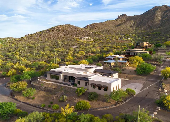 Holiday home Black Mountain View Base Steps From Frontier Town Cave Creek