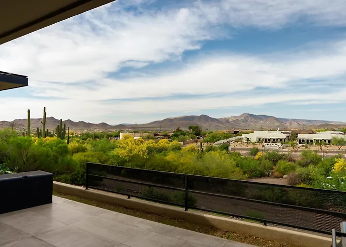 Black Mountain View Base Steps From Frontier Town Holiday home